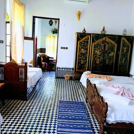 Dar Zerbtana Hotel Фес Екстериор снимка