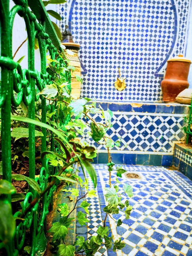 Dar Zerbtana Hotel Фес Екстериор снимка