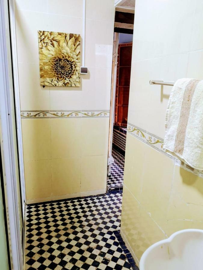 Dar Zerbtana Hotel Фес Екстериор снимка